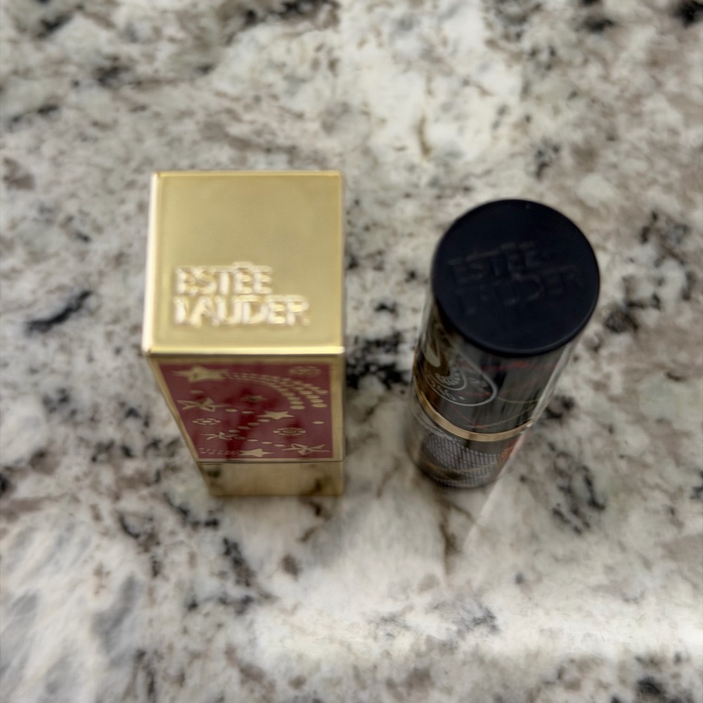 Estee Lauder Lipstick Duo - Picture 3 of 4